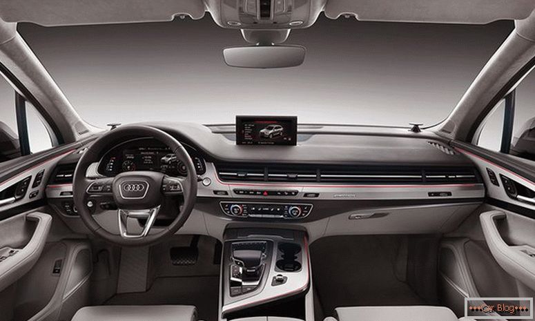 Audi Q7 2016 salón