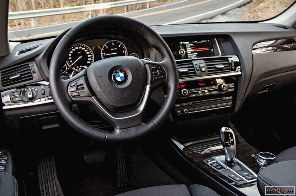 Sedan BMW X3
