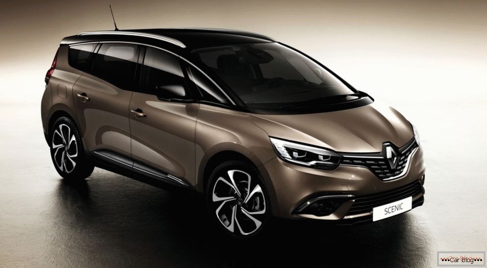 Французы провели презентацию нового Renault Grand scénický