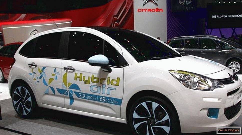 Citroen hybridné vozidlo