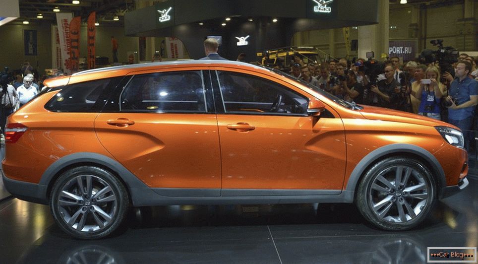 Концепт Lada Vesta kríž представили на Off-Road Show 2015