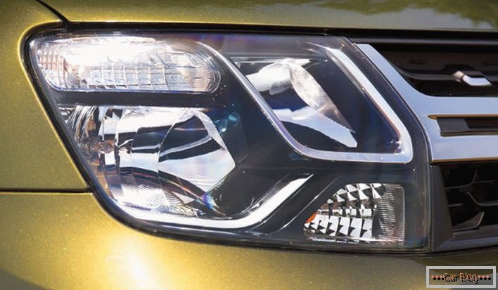 Renault Duster svetlomety