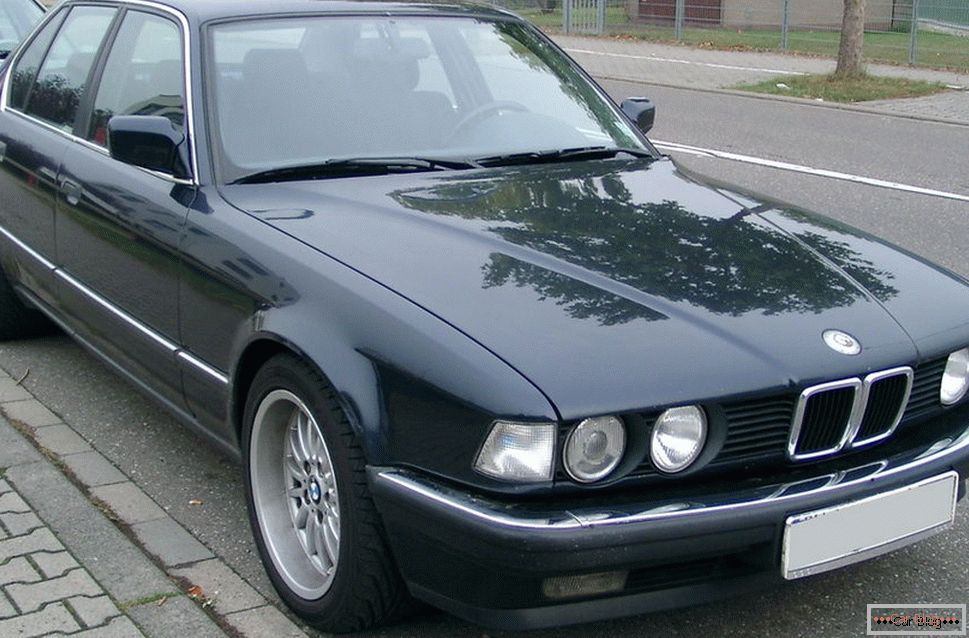 BMW rad 7