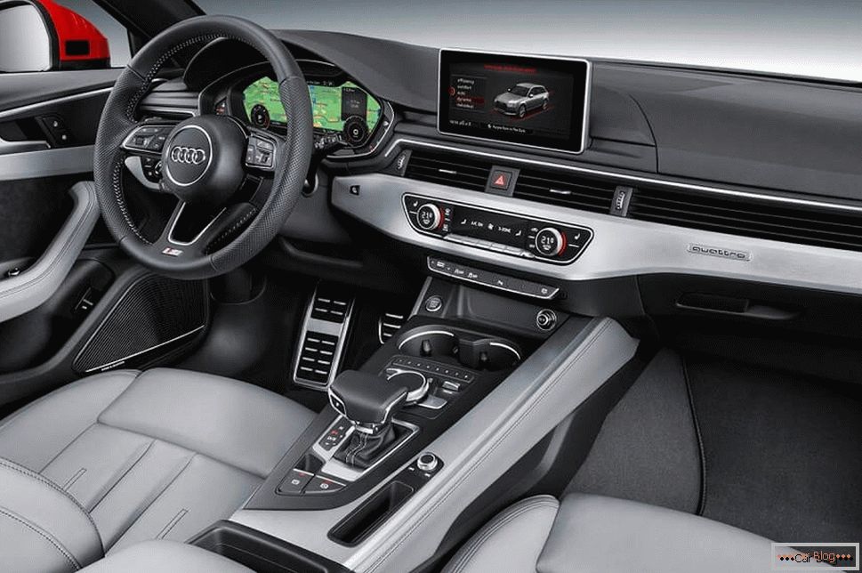 Salón Audi A4