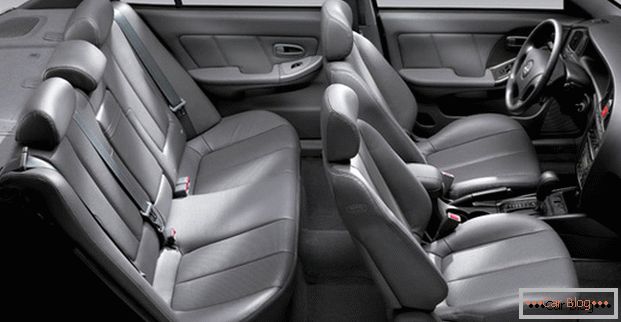 Interiér vozidla Hyundai Elantra