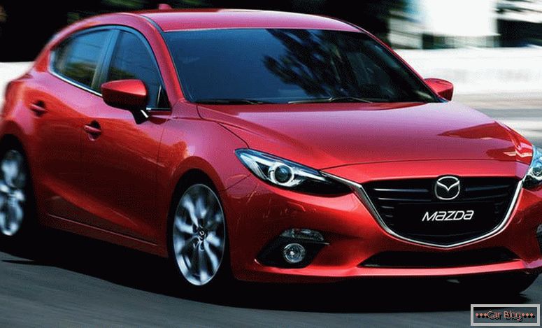 výmena vzduchového filtra Mazda 3